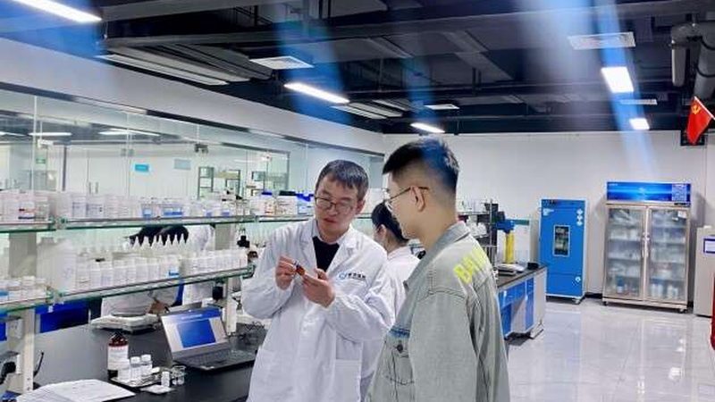 一次性细胞培养瓶材质分类：关键特性与选择指南